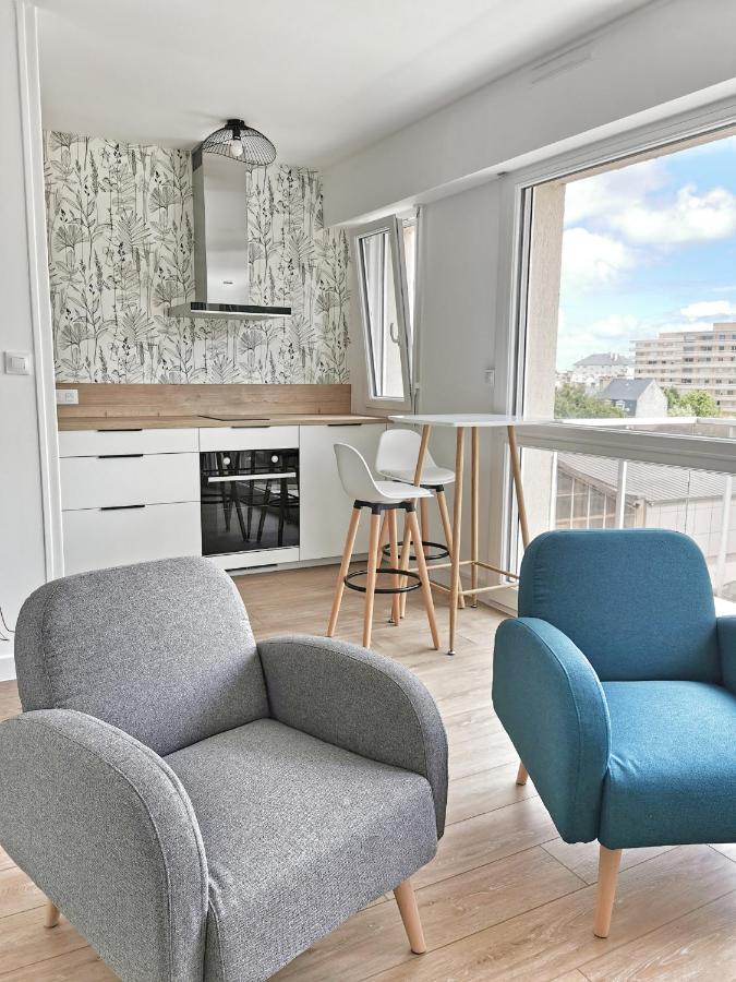 Appartement Lumineux Avec Balcon Et Parking Cherbourg-en-Cotentin Kültér fotó